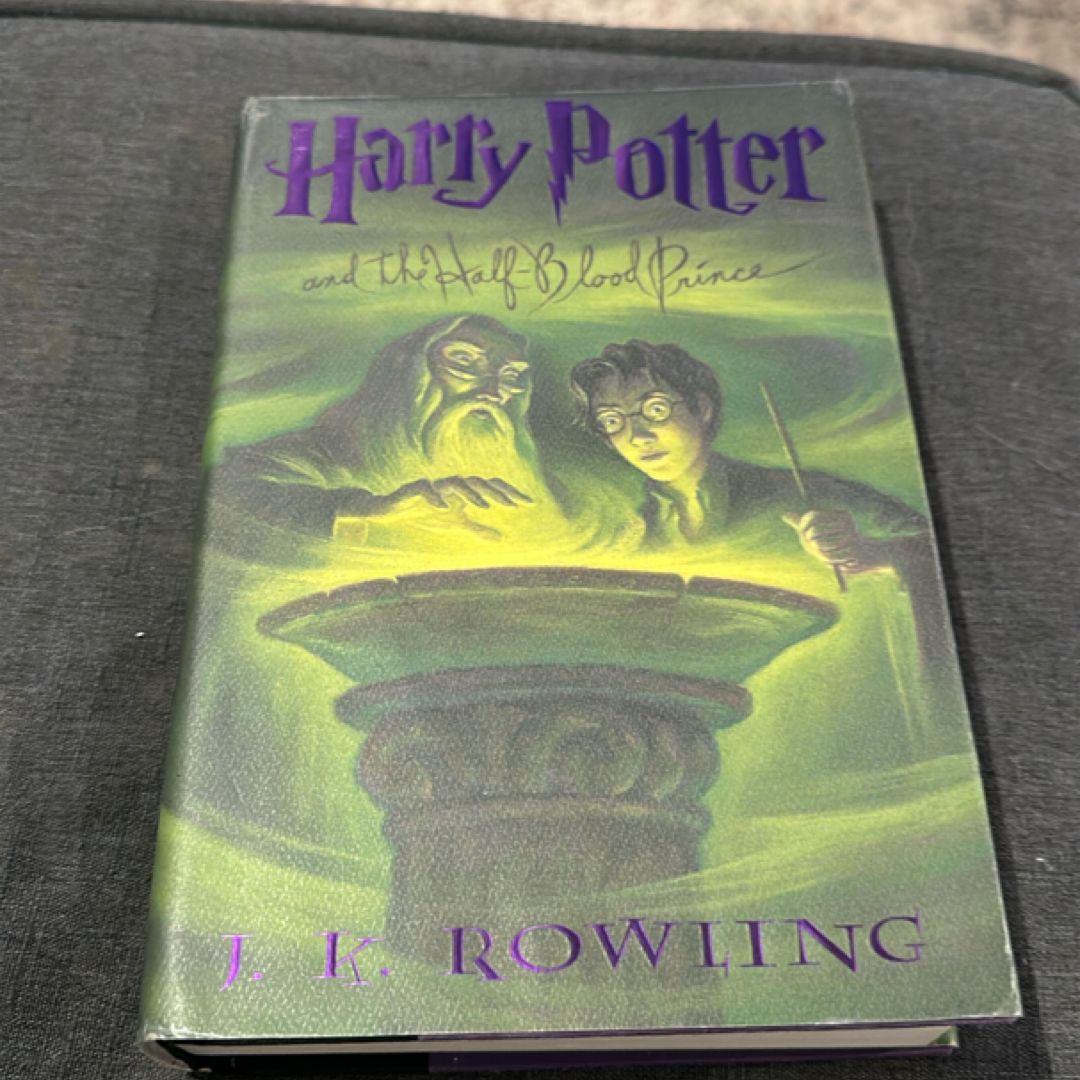 Harry Potter and the Half-Blood Prince (Harry Potter, Book 6)