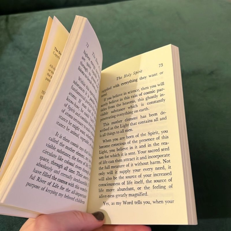The Door of Everything by Ruby Nelson, Paperback | Pangobooks