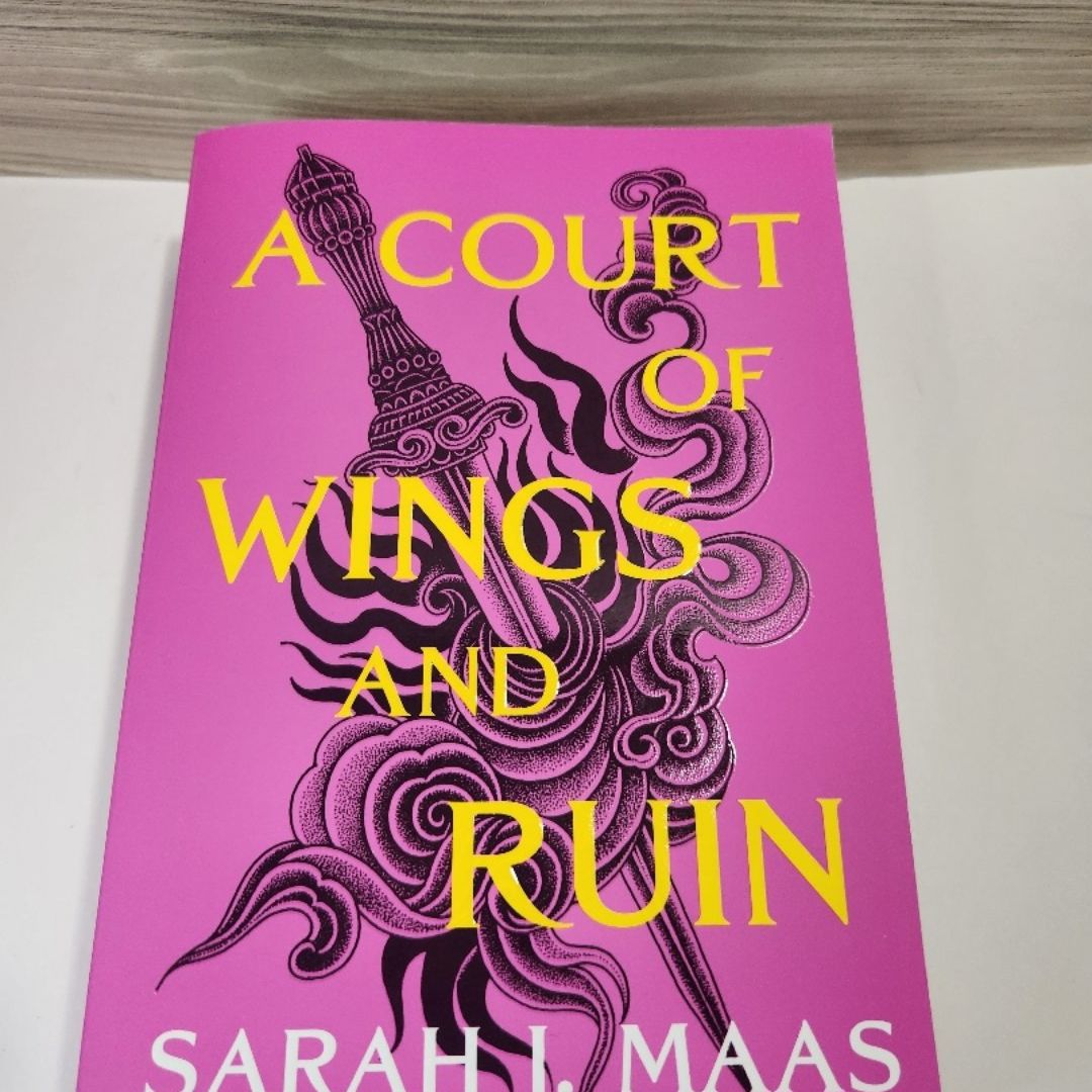 A Court of Wings and Ruin