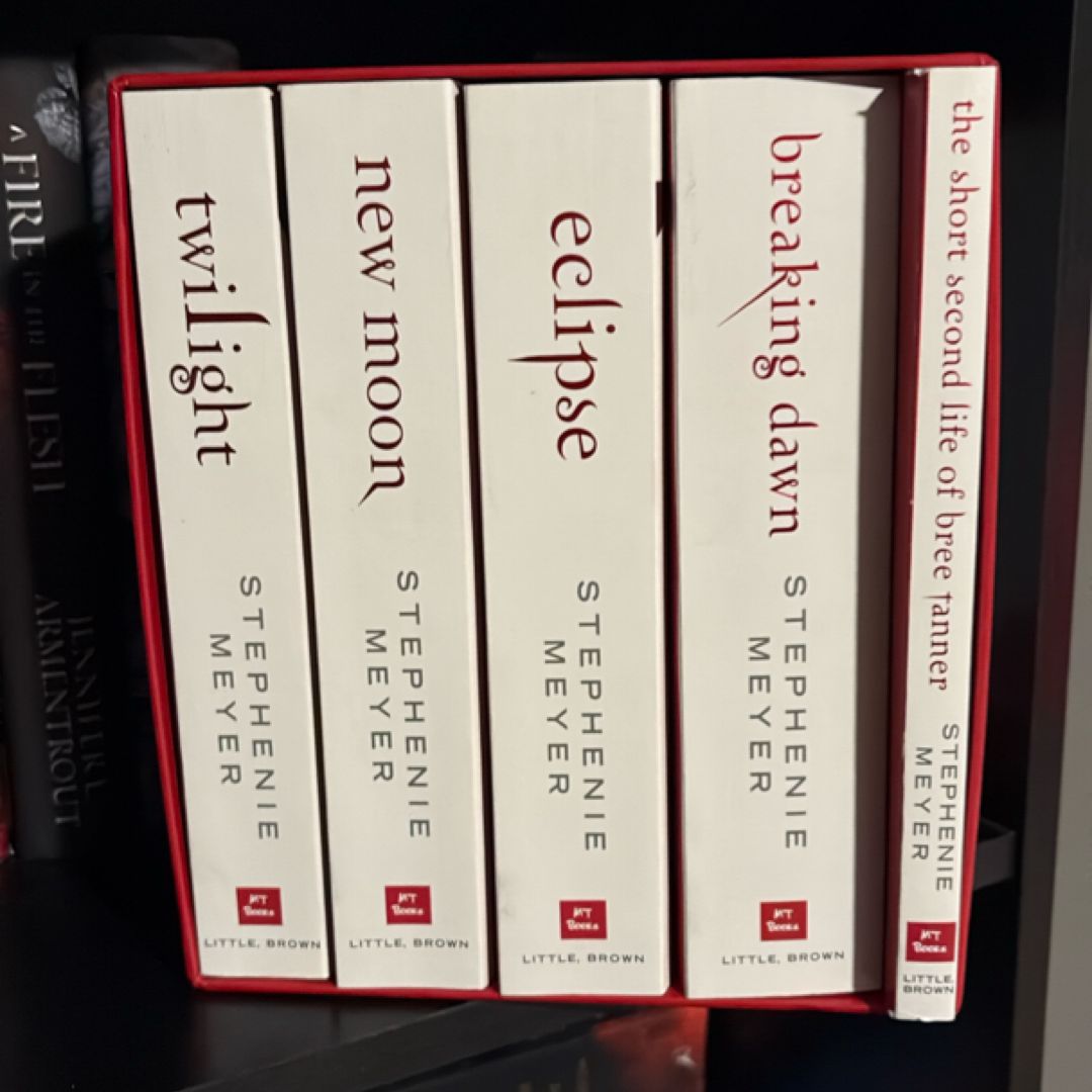 The Twilight Saga White Collection