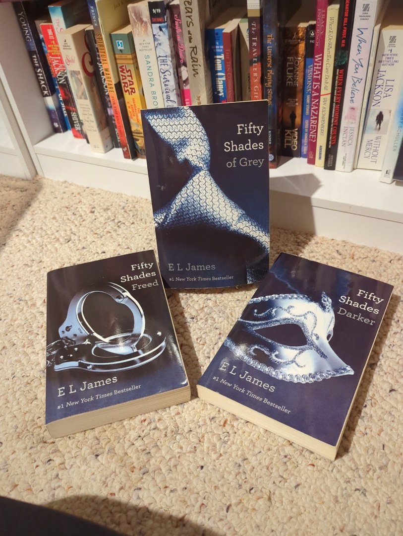 3BOOKBUNDLE! Fifty Shades of Grey Series