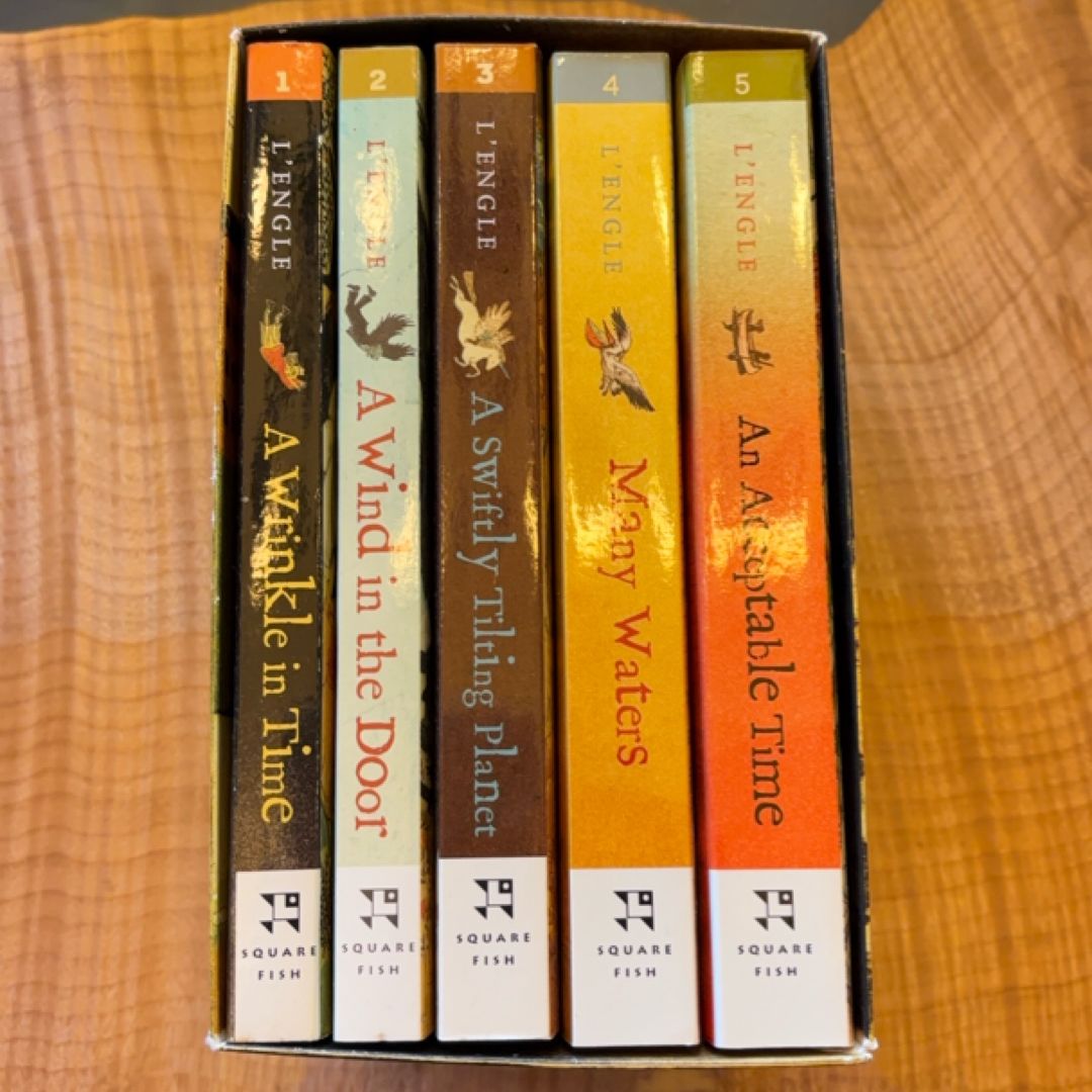 The Wrinkle in Time Boxed Set, Includes 5 books and an Exclusive Journal