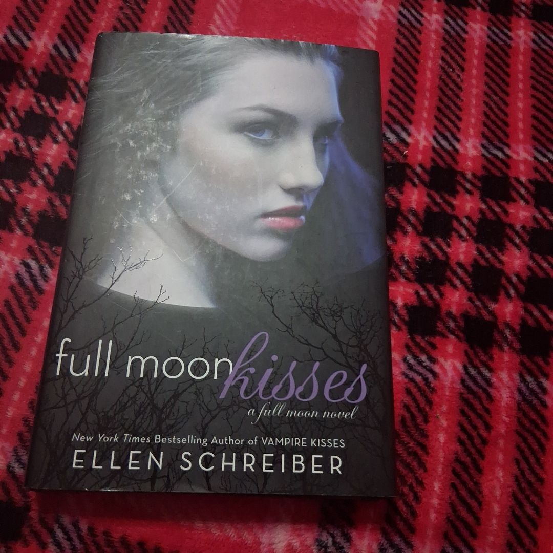 Full Moon Kisses