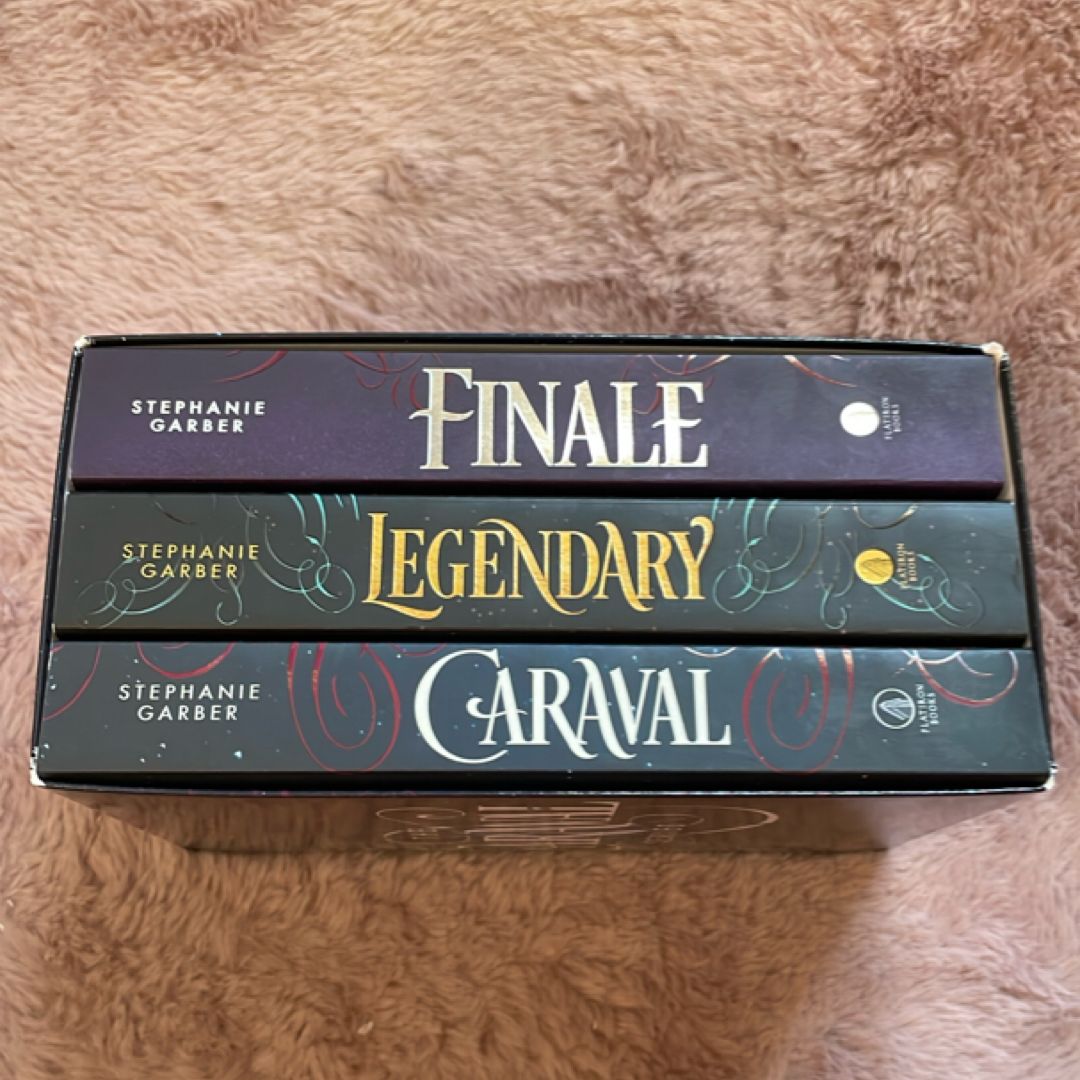 Caraval Paperback Boxed Set