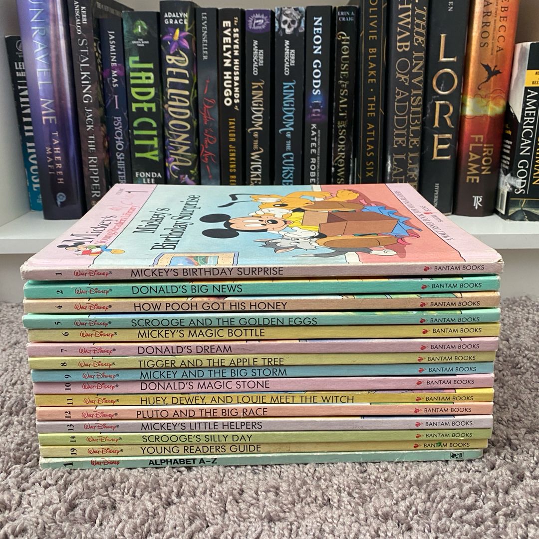 Mickey's Young Readers Library Book Series Bundle