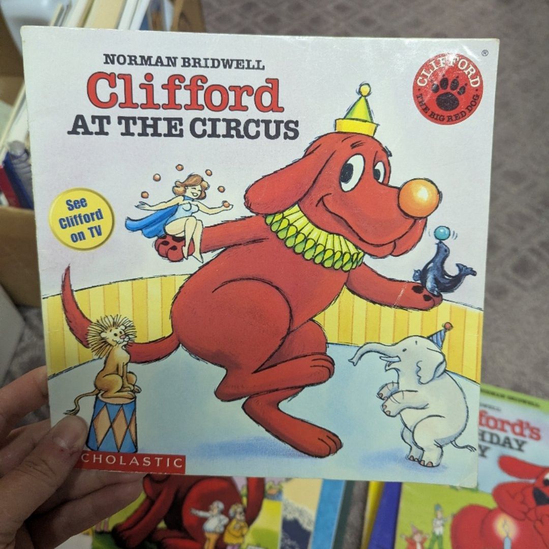 Clifford at the Circus