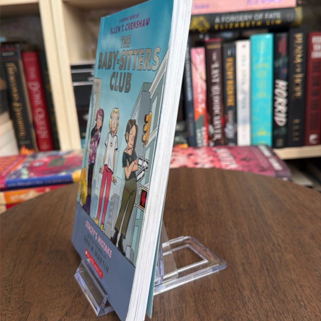Stacey's Mistake: a Graphic Novel (the Baby-Sitters Club #14)
