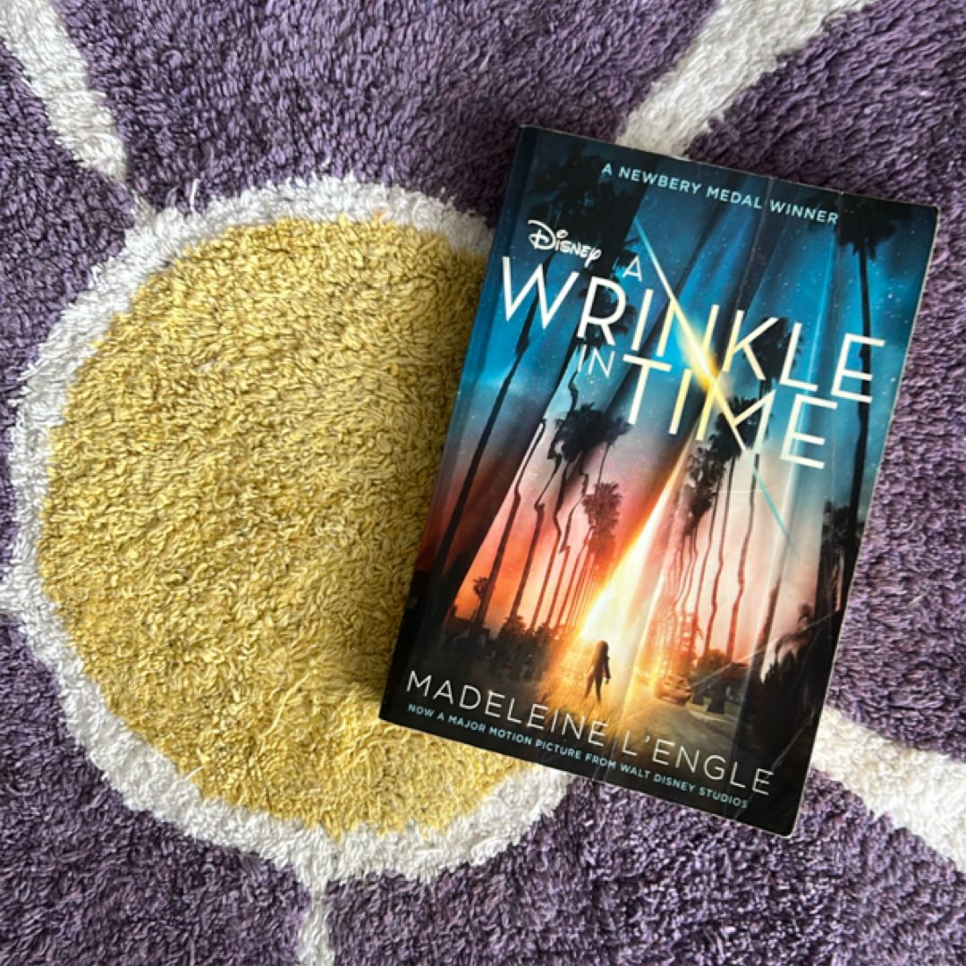 A Wrinkle in Time Movie Tie-In Edition