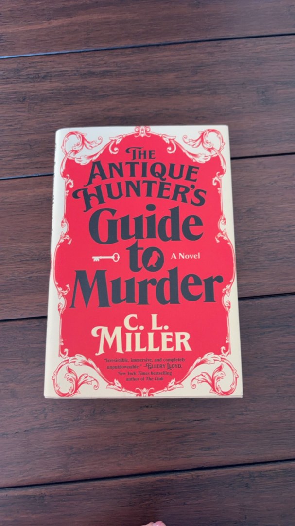 The Antique Hunter's Guide to Murder