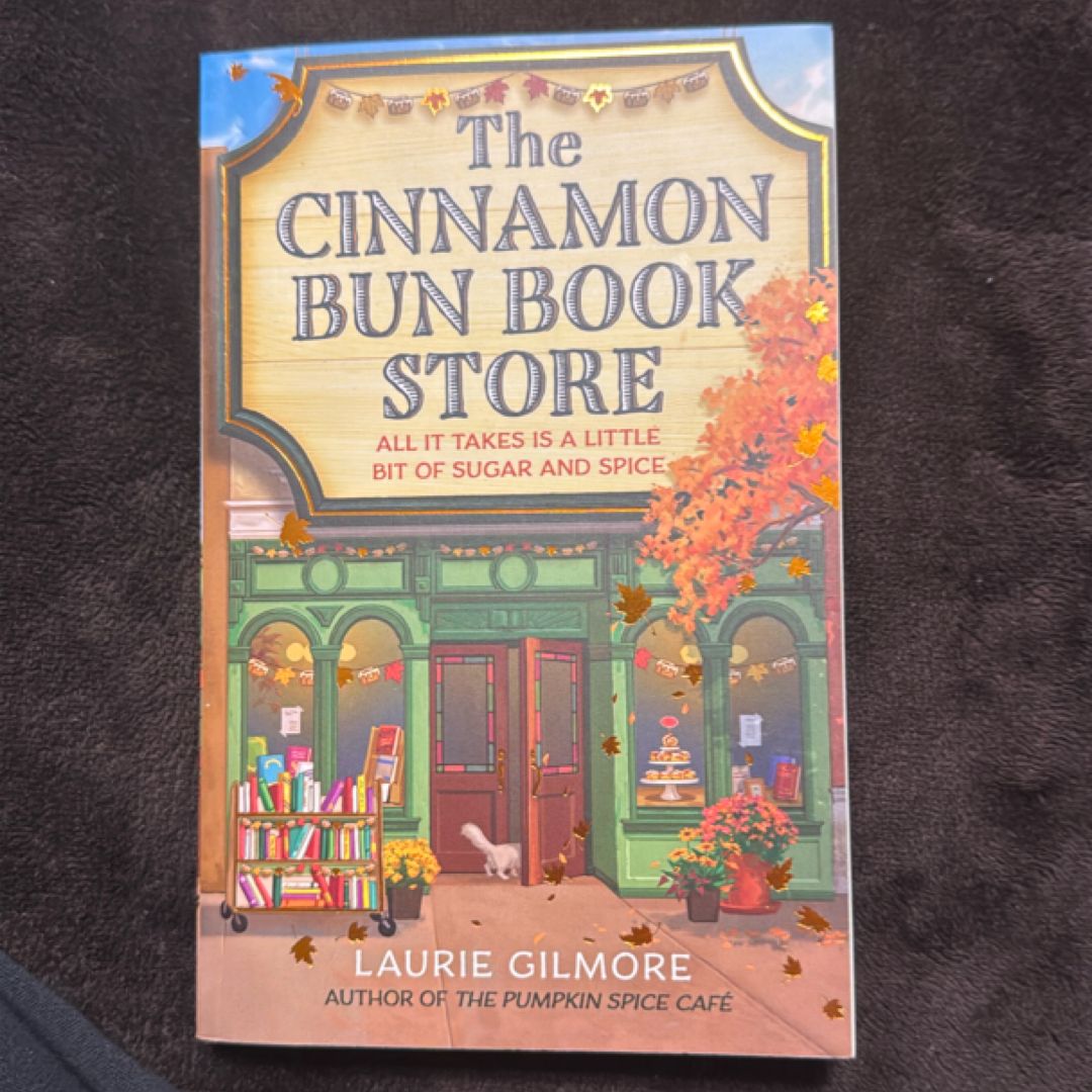 The Cinnamon Bun Book Store (Dream Harbor, Book 2)