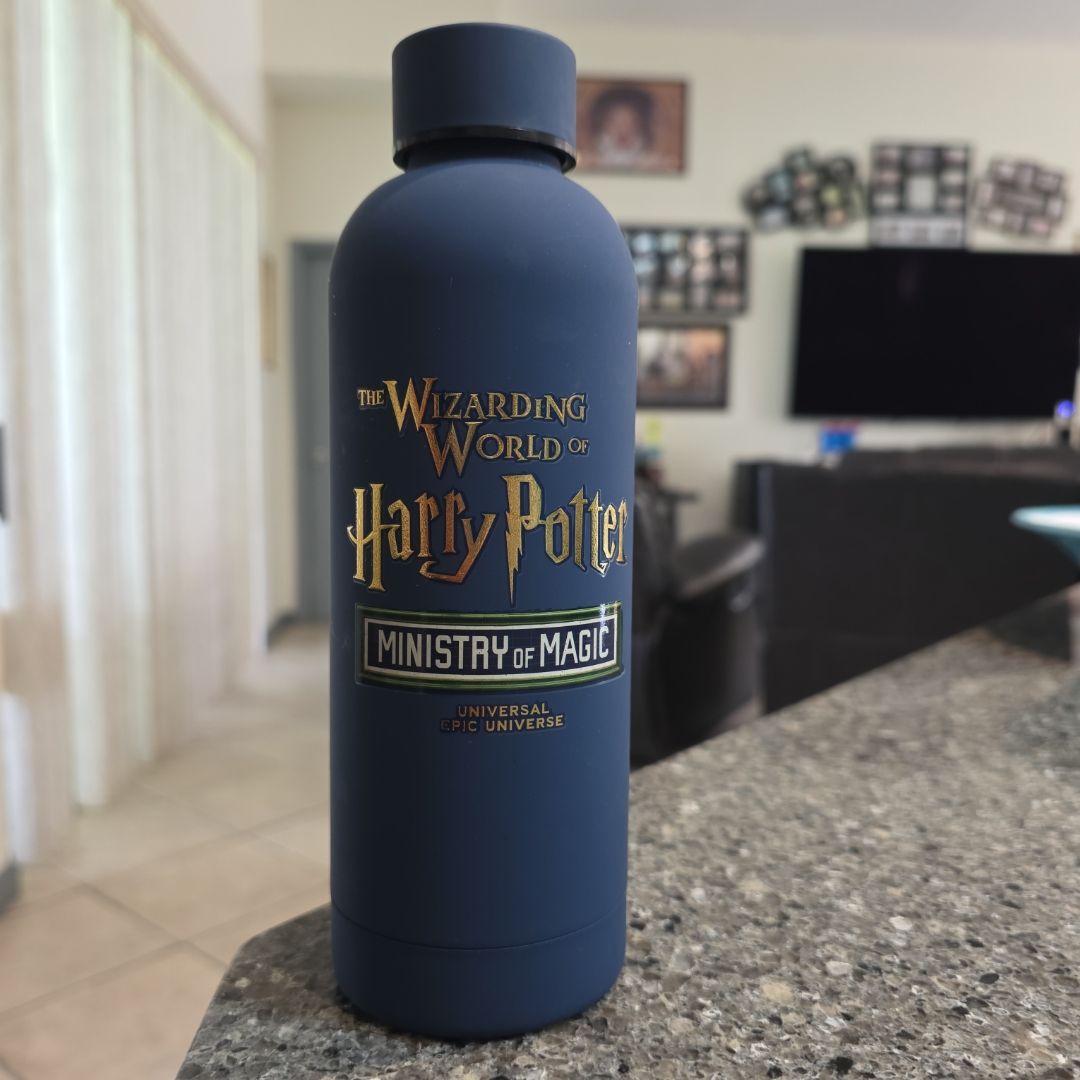 The Wizarding World Of Harry Potter 17oz Bottle