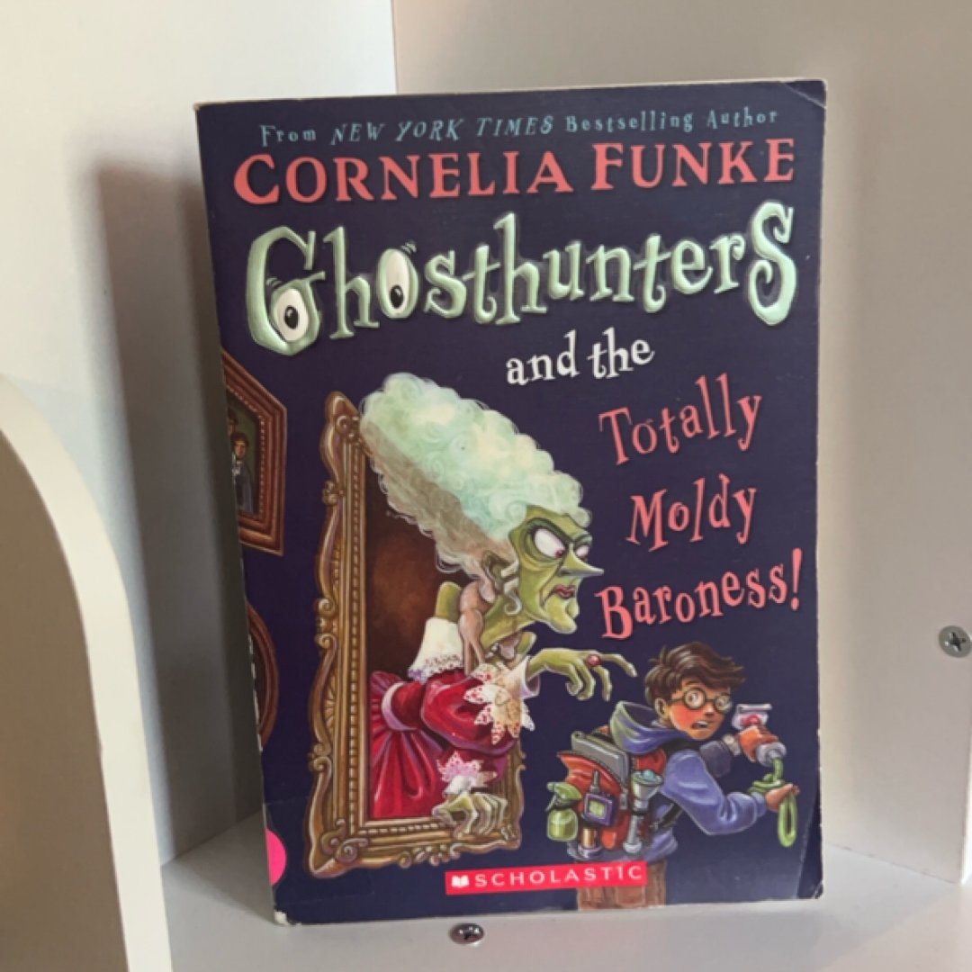 Ghosthunters and the Totally Moldy Baroness!