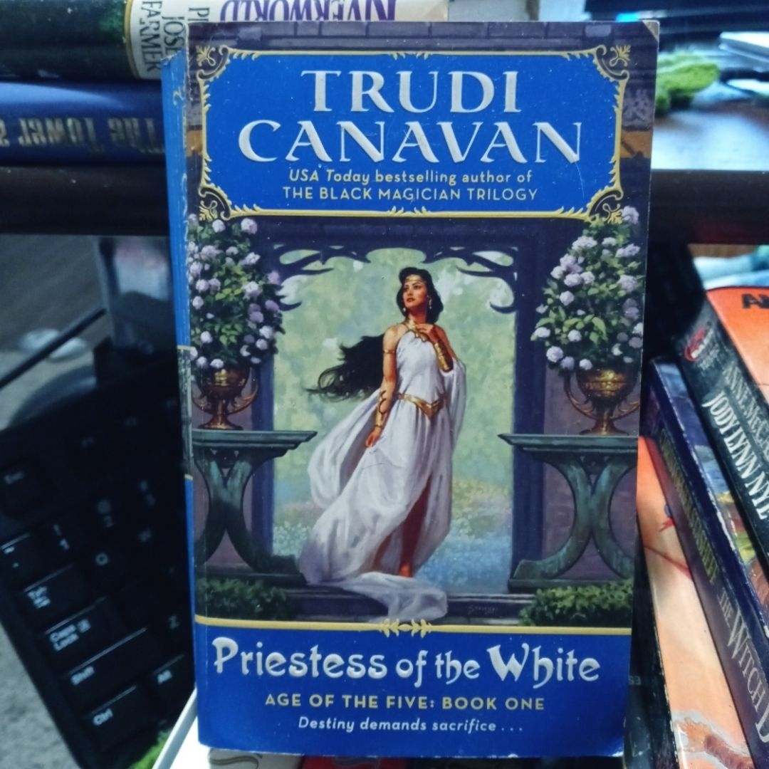 Priestess of the White