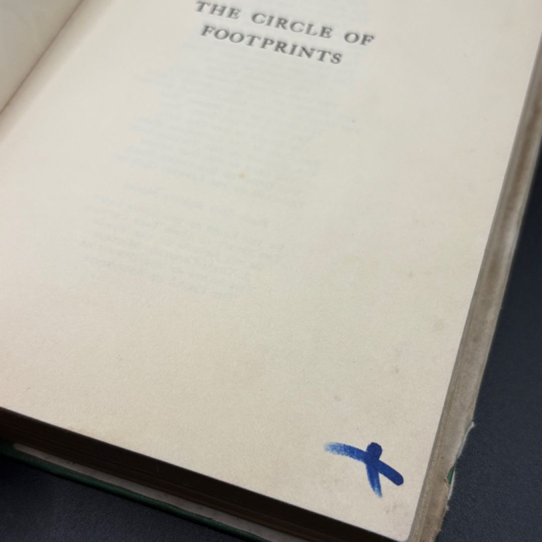 The Circle of Footprints