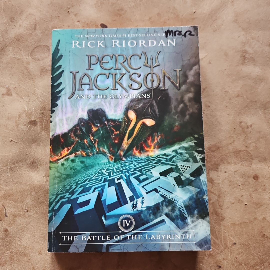 The Battle of the Labyrinth (Percy Jackson and the Olympians, Book Four)