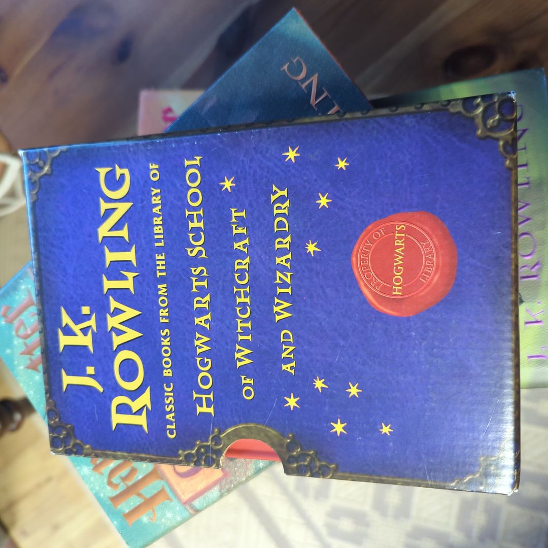 Harry Potter Boxed Set: From the Library of Hogwarts