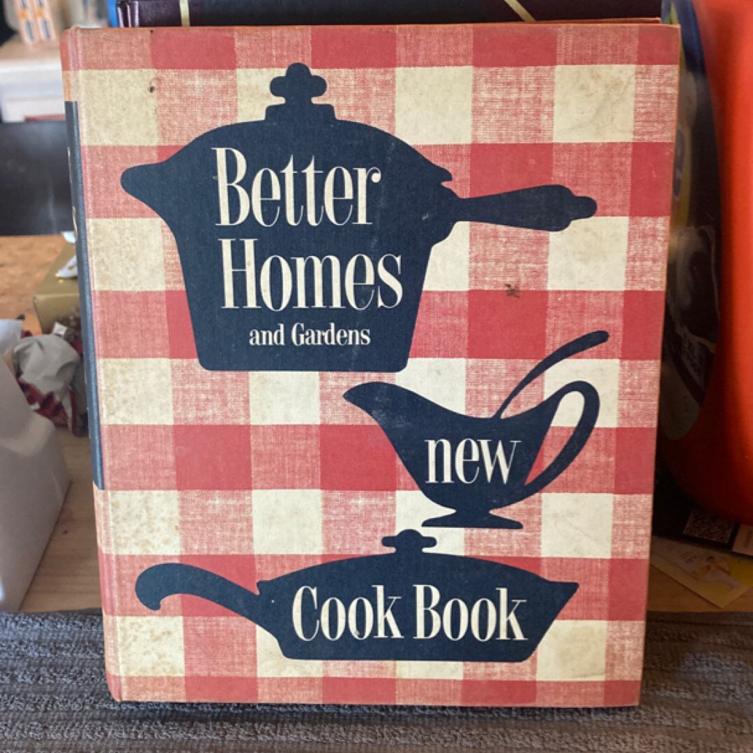 Better Homes and Gardens new Cookbook (VINTAGE)