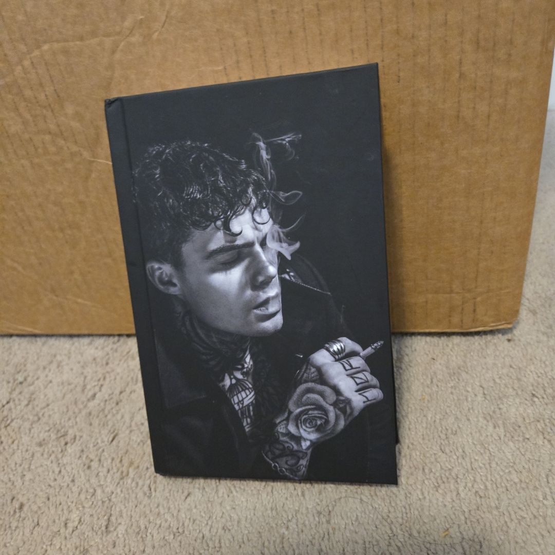 Tempting Little Thief