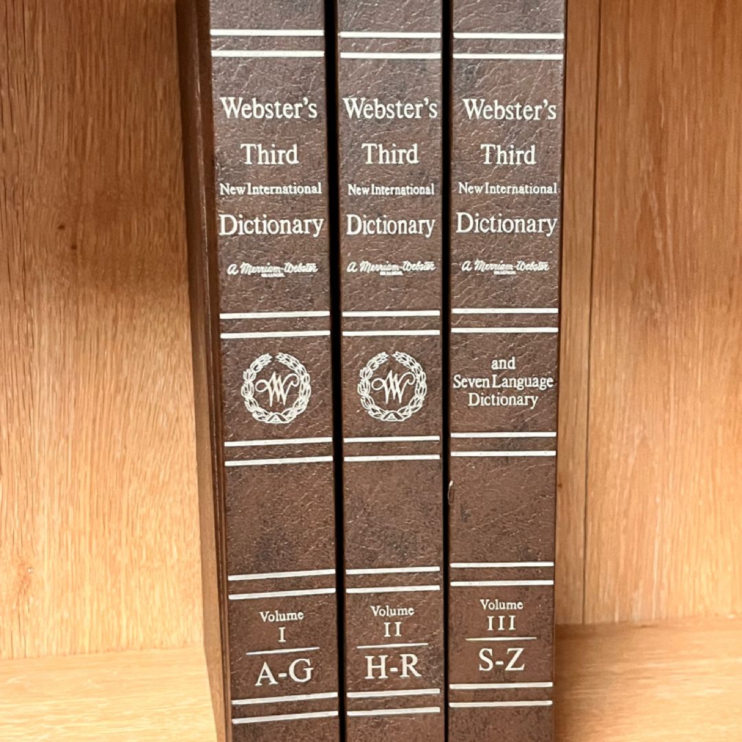 Webster’s Third New International Dictionary Unabridged & 7 Language Dictionary