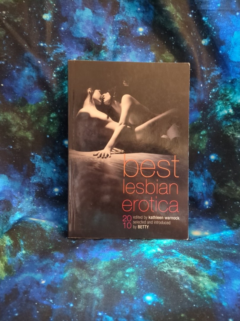 Best Lesbian Erotica 2010