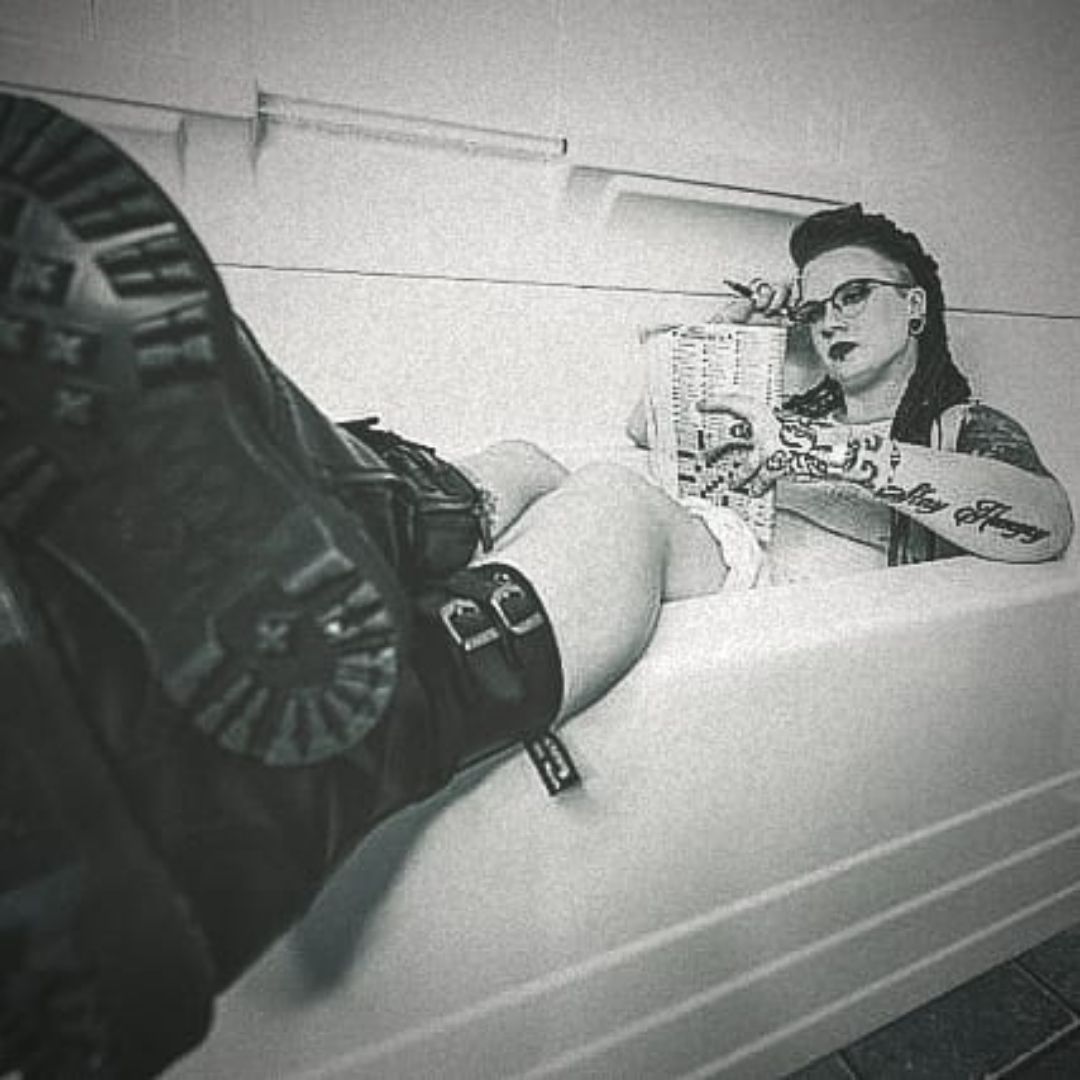 R.Mer Gently Used Books