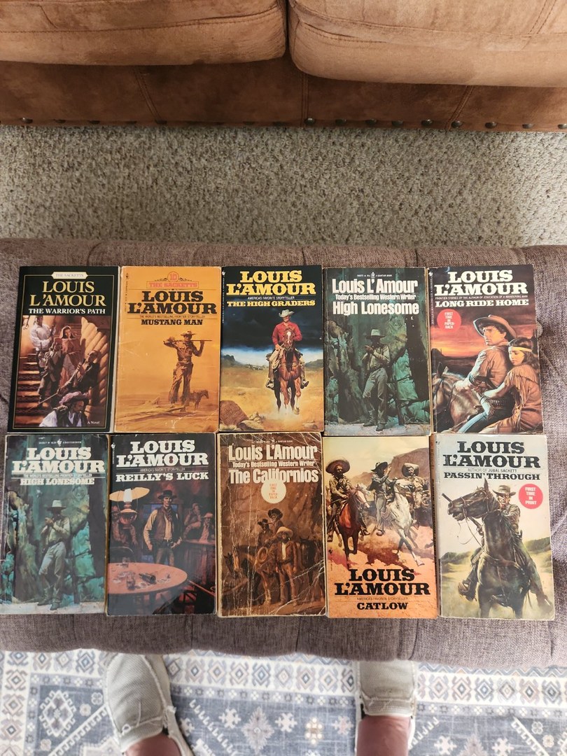 Louis L'Amour Lot of 10 Western Paperback Books Set #2