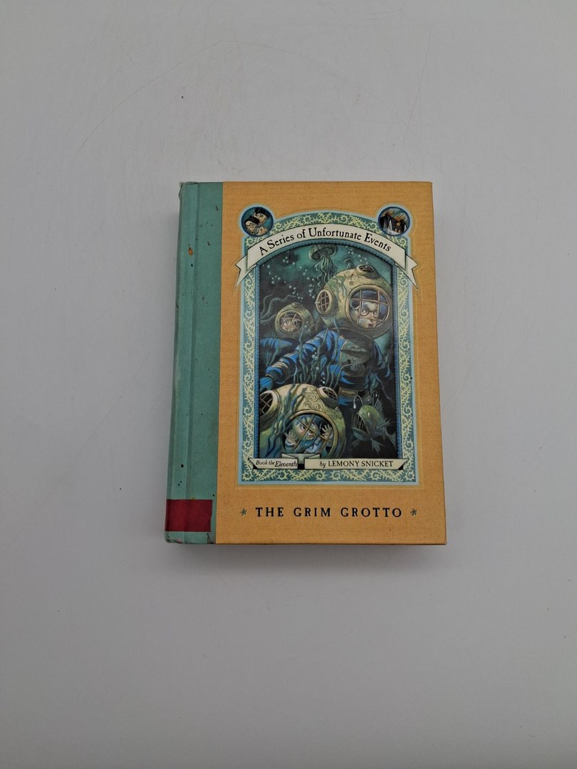 A Series of Unfortunate Events #11: the Grim Grotto