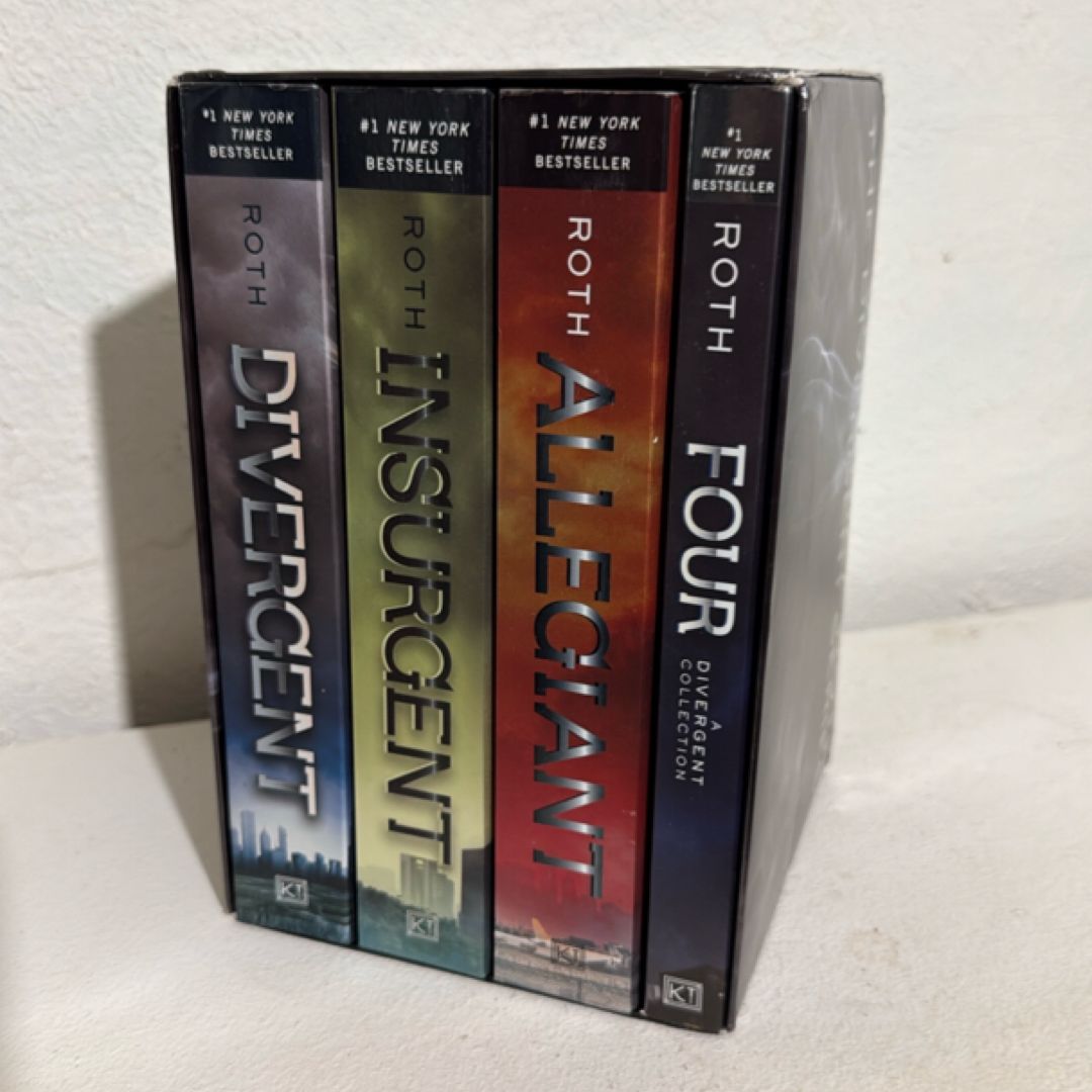 Divergent Series Four-Book Paperback Box Set