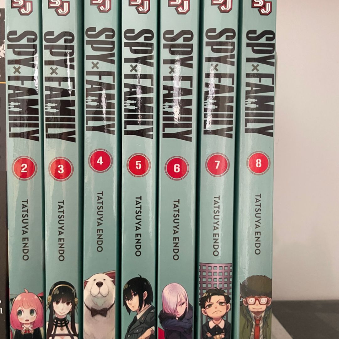Spy Family Volumes 2-8