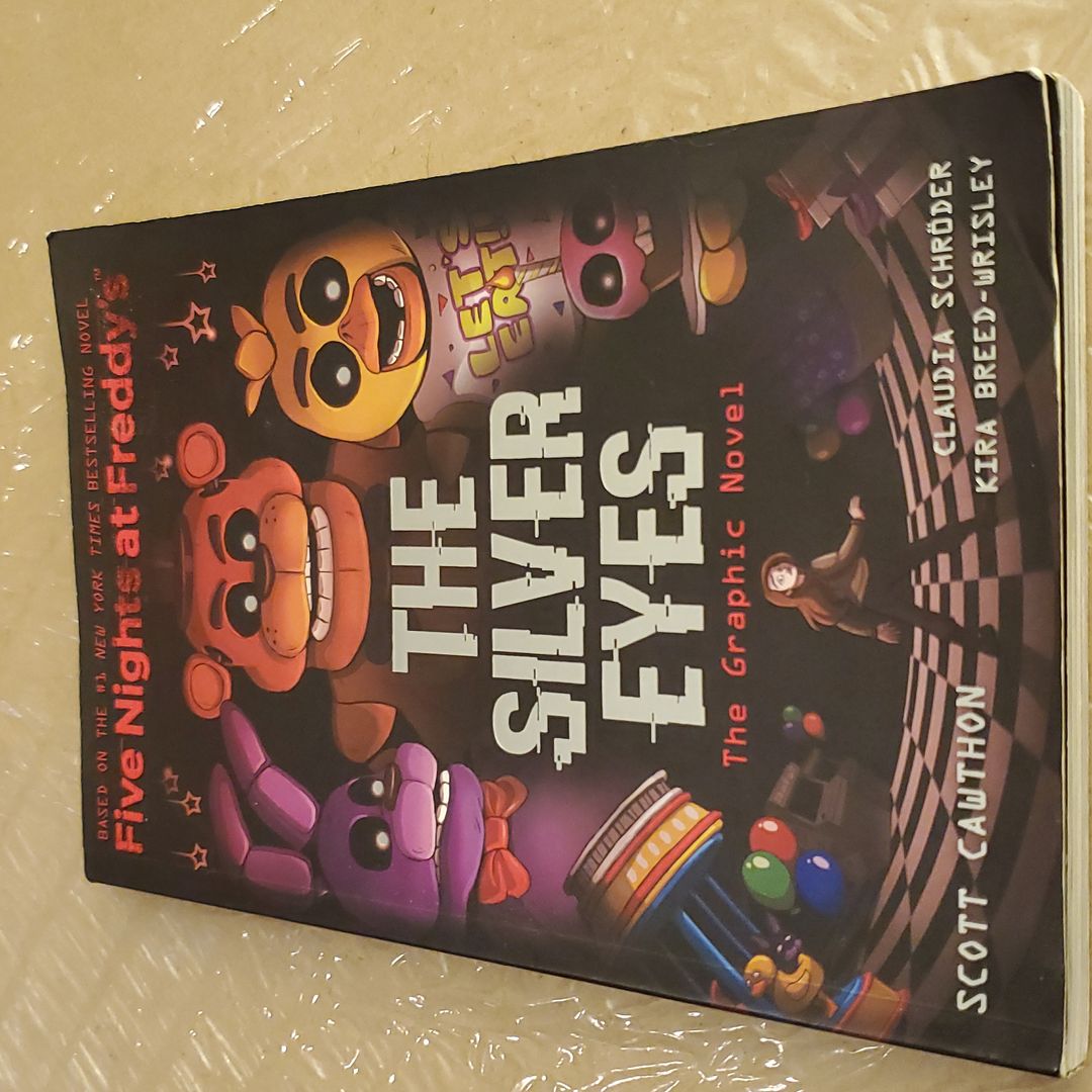 The Silver Eyes (Five Nights at Freddy's Graphic Novel #1)
