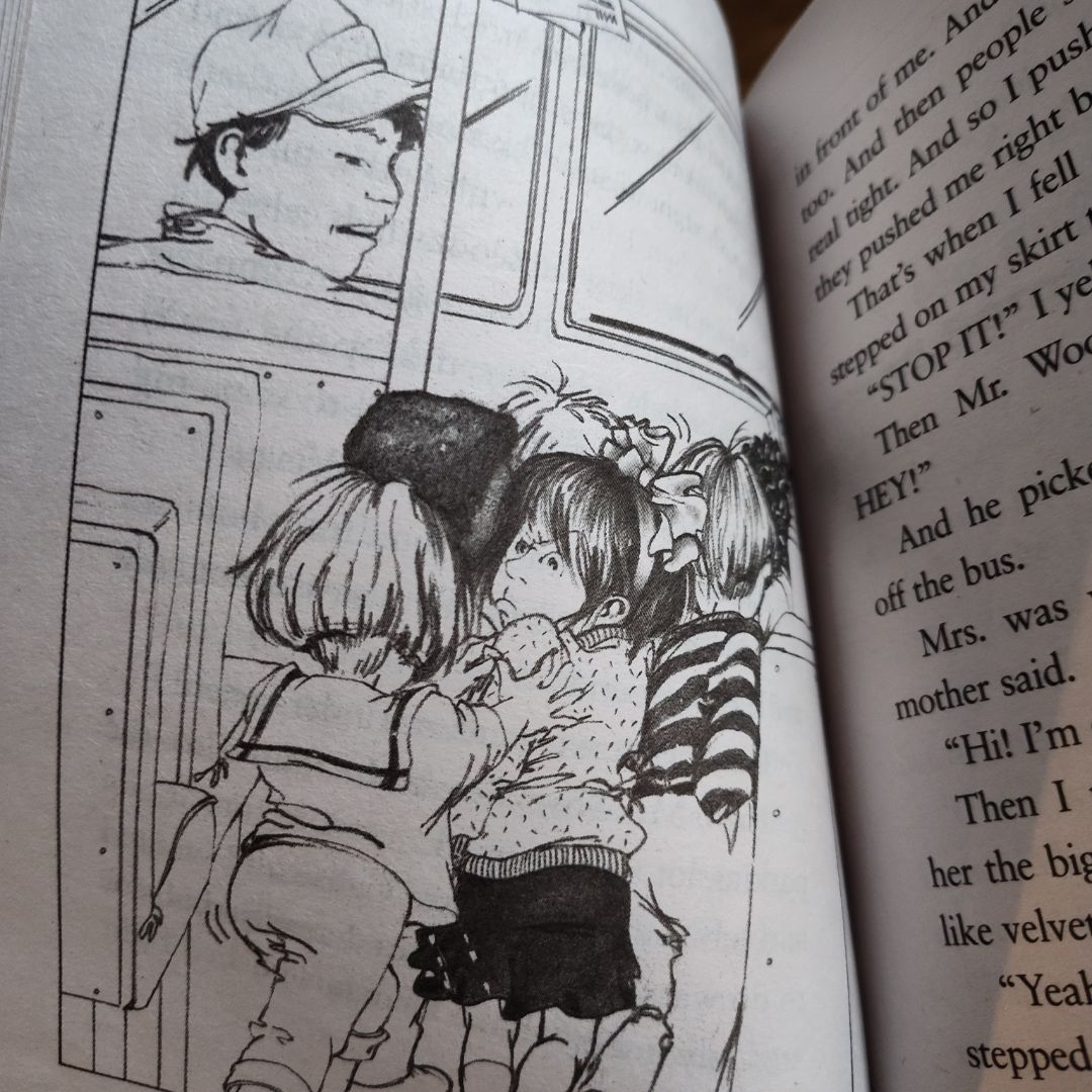 Junie B. Jones #1: Junie B. Jones and the Stupid Smelly Bus