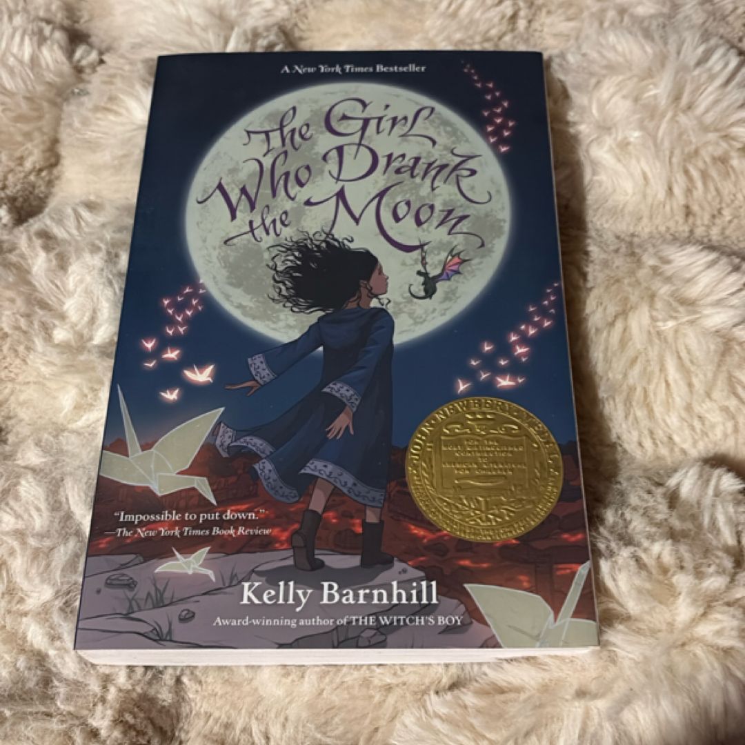 The Girl Who Drank the Moon (Winner of the 2017 Newbery Medal)
