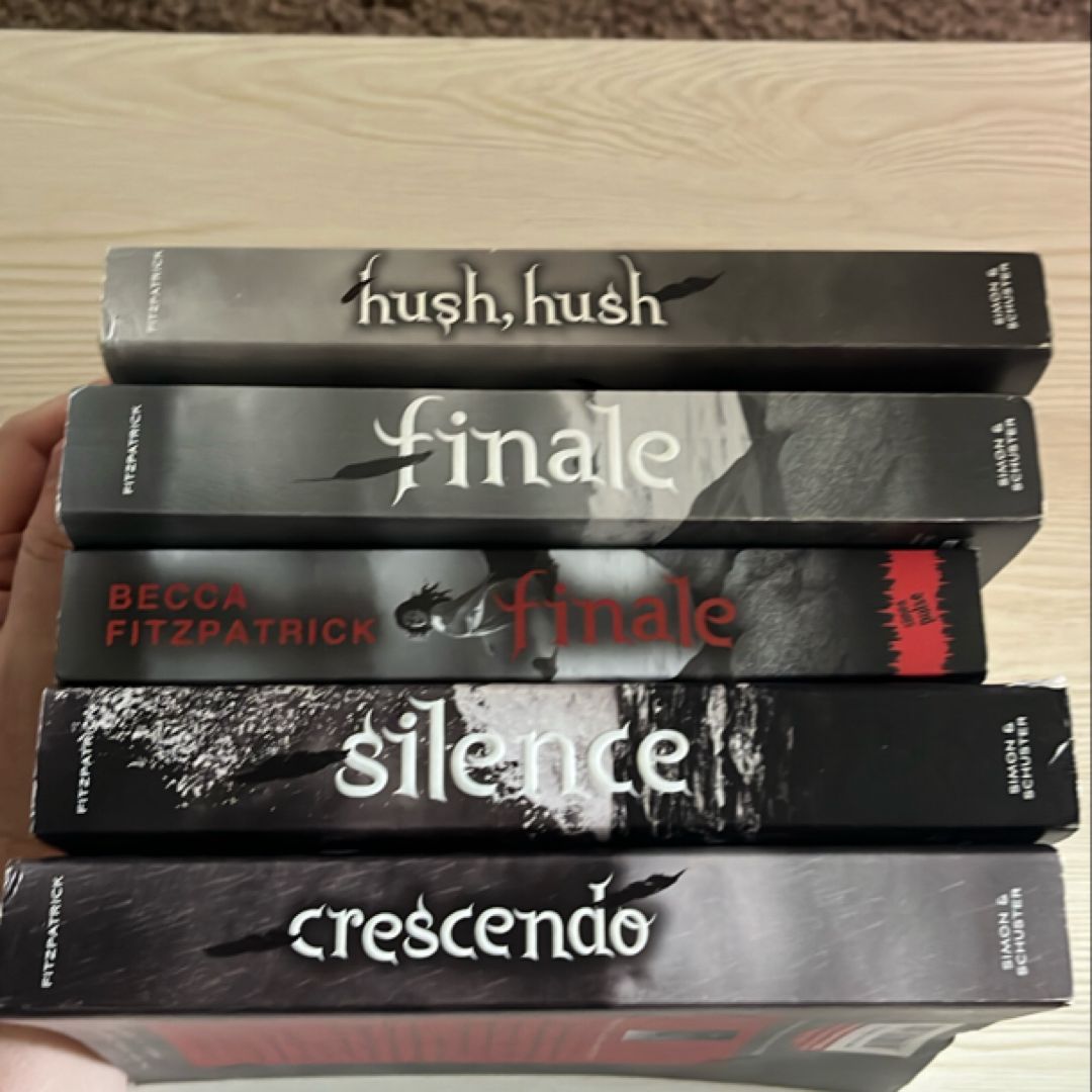 Crescendo , Silence, Finale (x2) Hush Hush Book Lot