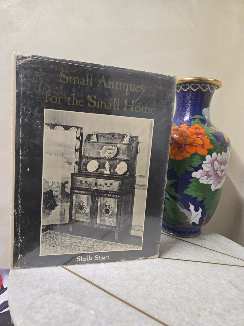 Small ANTIQUES for the Small HOME