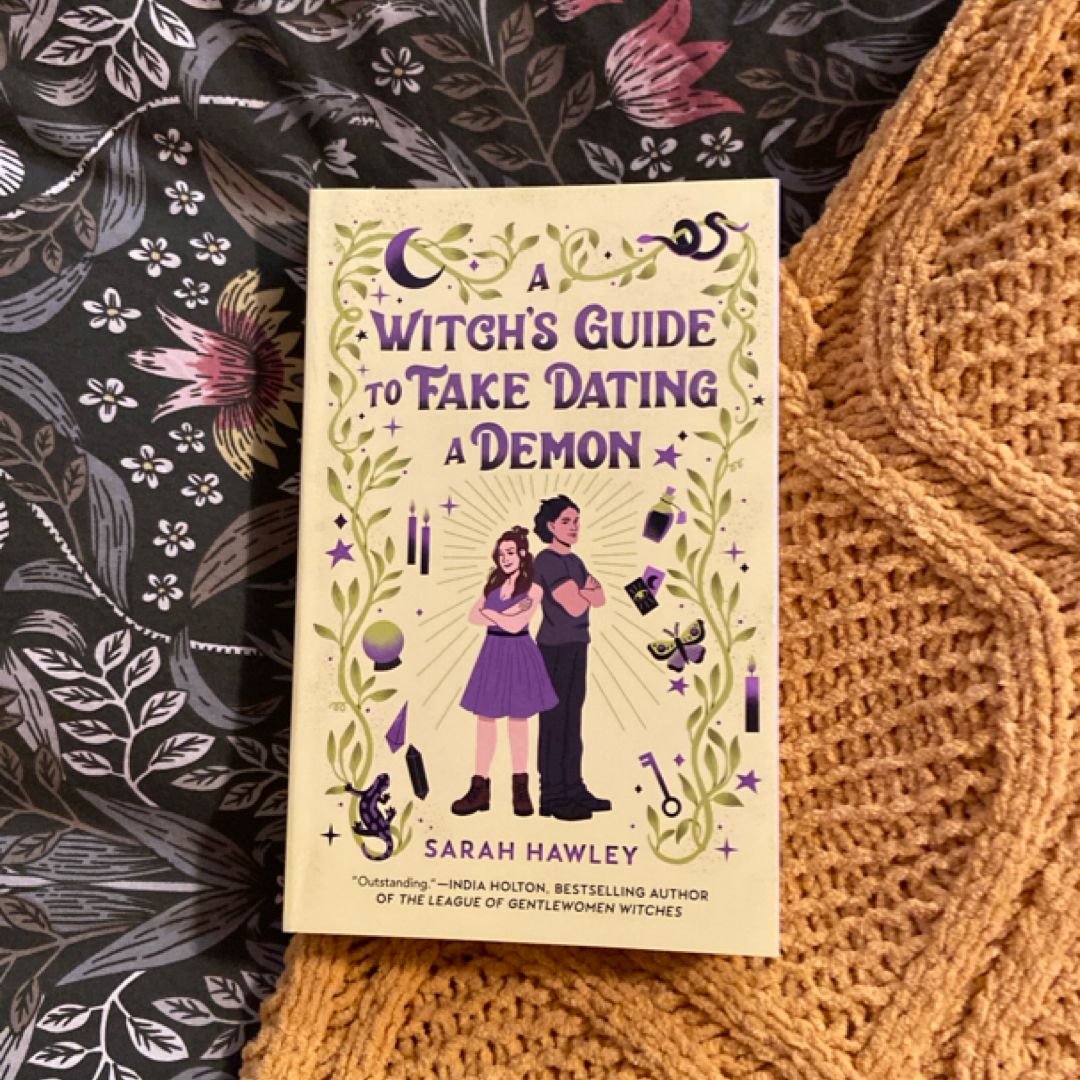 A Witch's Guide to Fake Dating a Demon