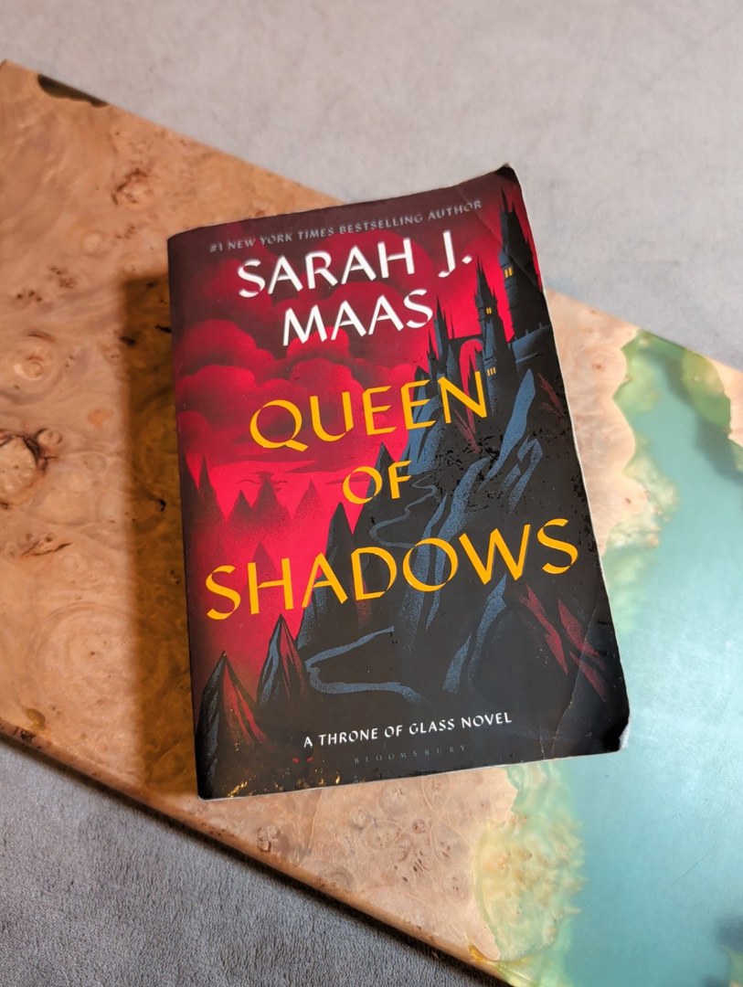 Queen of Shadows