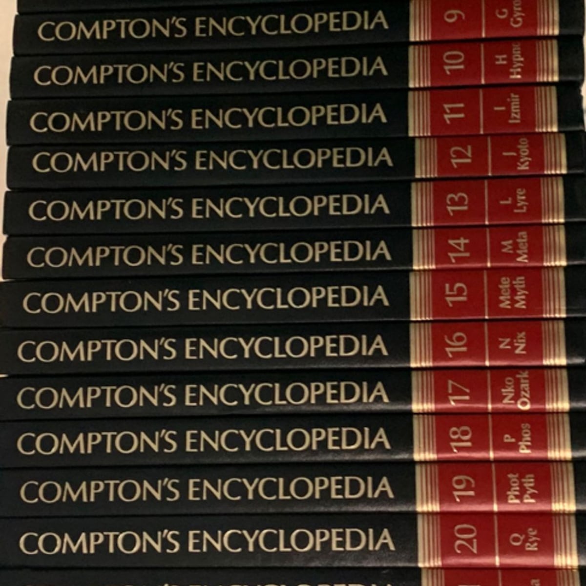 COMPTON'S ENCYCLOPEDIA EXPO70 24巻 COMPTON'S ENCYCLOPEDIA EXPO70 24巻 - メルカリ