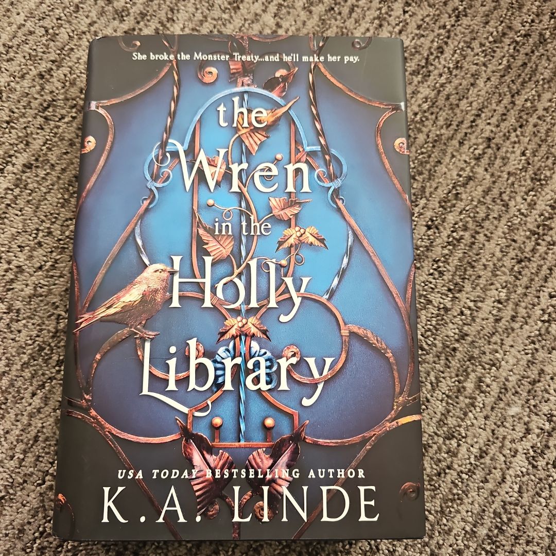 The Wren in the Holly Library (Deluxe Limited Edition)
