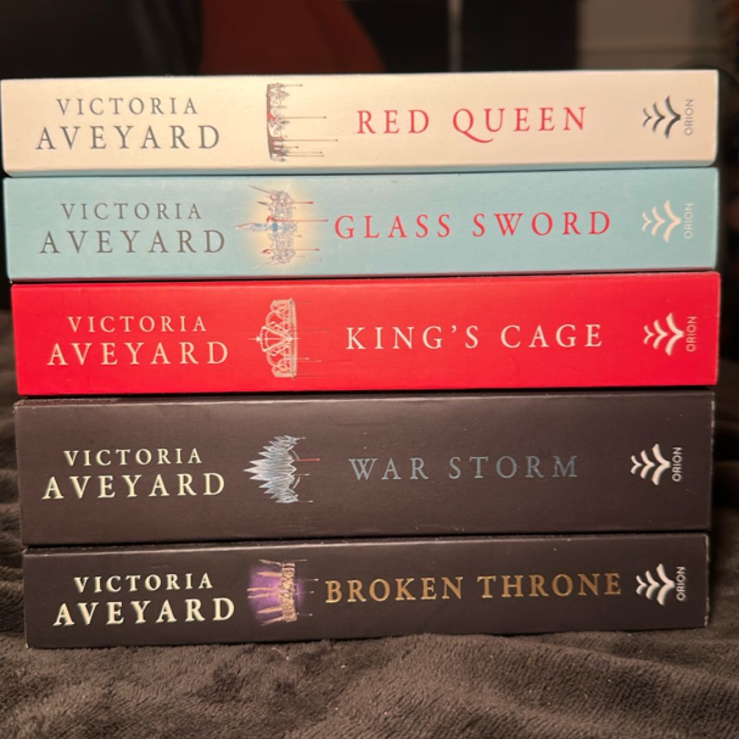 Red Queen 4-Book Paperback Box Set