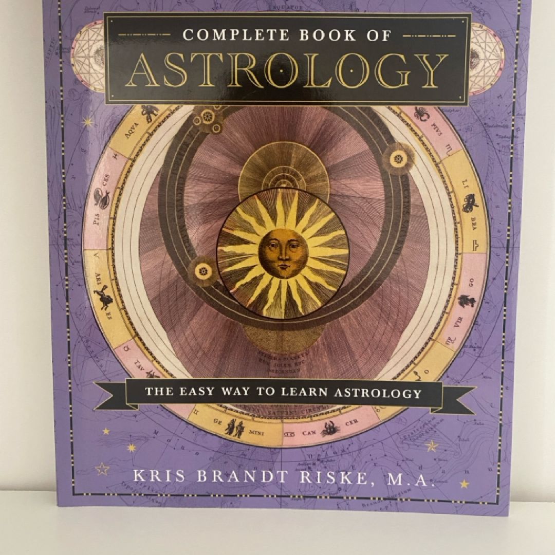 Llewellyn's Complete Book of Astrology