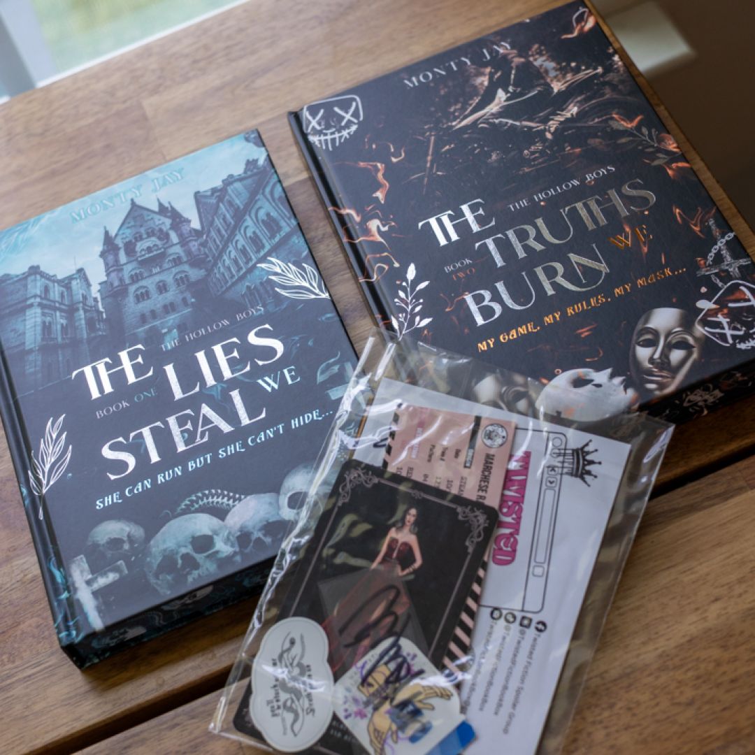 Twisted Fiction Monty Jay SE Bundle