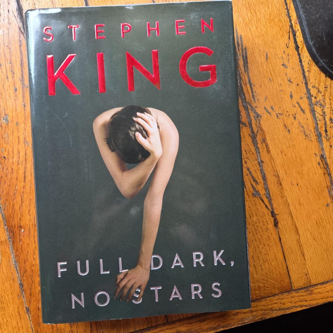 Full Dark, No Stars