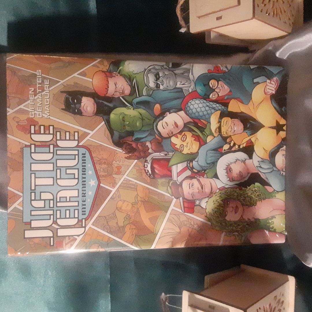 Justice League International volume 3