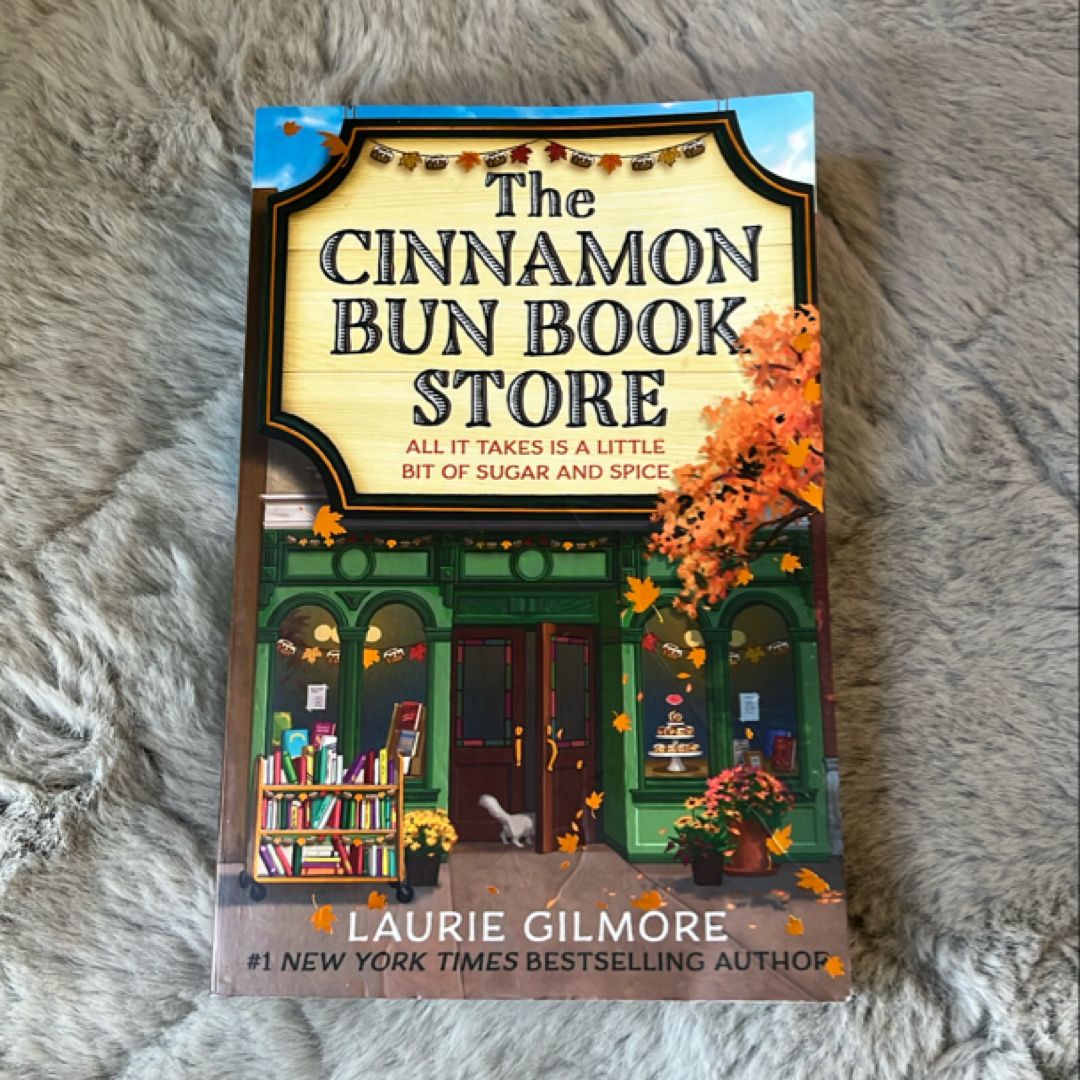The Cinnamon Bun Book Store (Dream Harbor, Book 2)