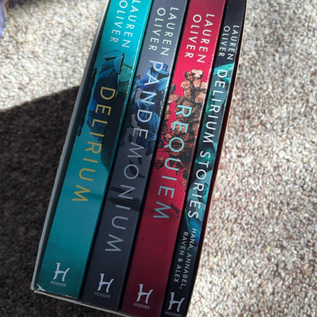 Delirium Series The Complete 4 Books Collection Box Set by Lauren Oliver (Delirium, Pandemonium, Requiem & Delirium Stories)