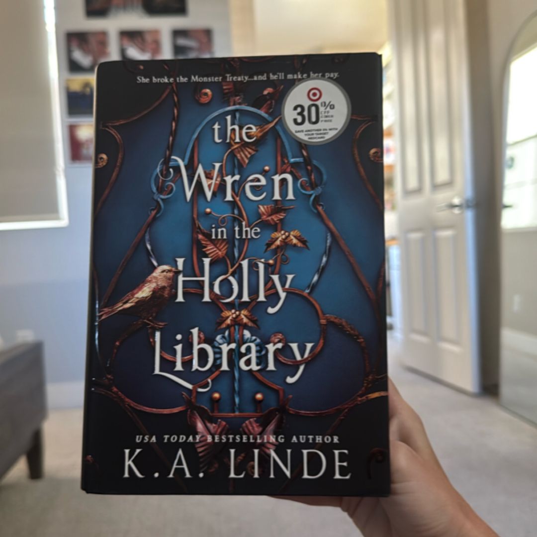 The Wren in the Holly Library (Deluxe Limited Edition)