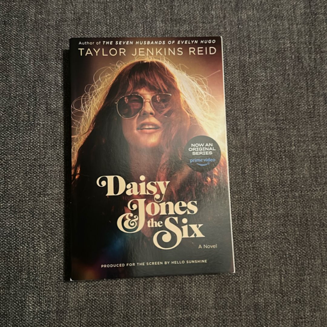 Daisy Jones and the Six (TV Tie-In Edition)