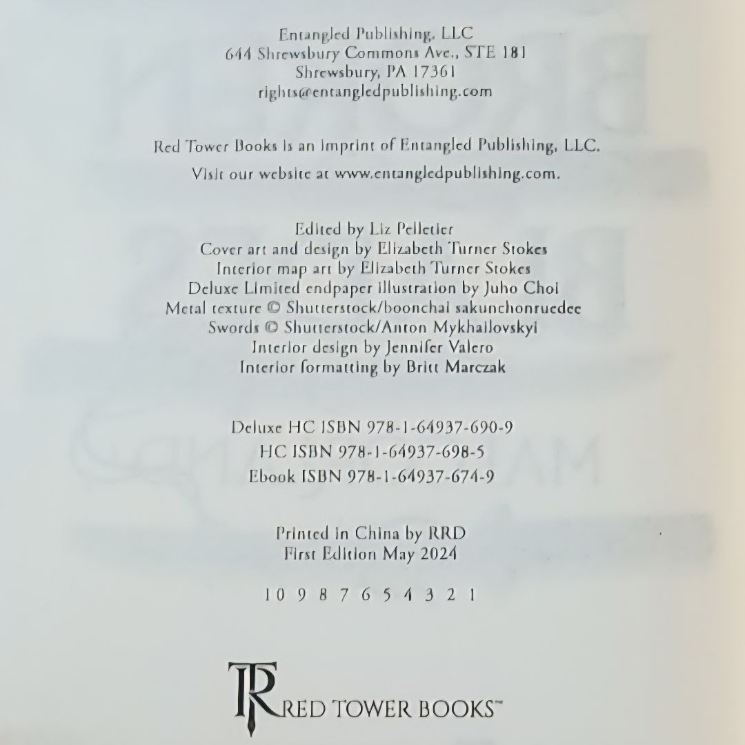 Five Broken Blades (Deluxe Limited Edition)