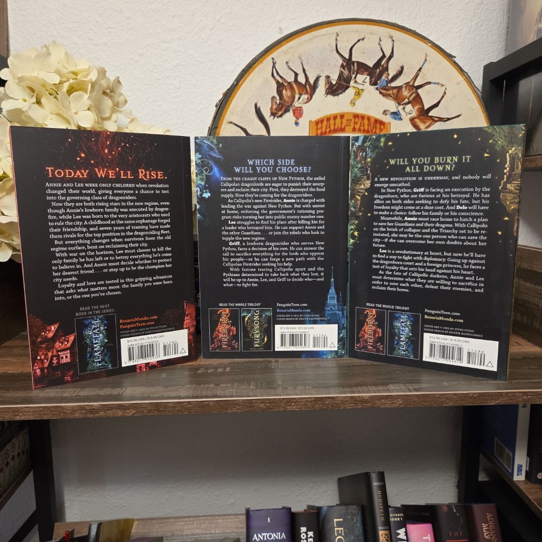 Fireborne // Aurelian Cycle by Rosaria Munda, Paperback | Pangobooks