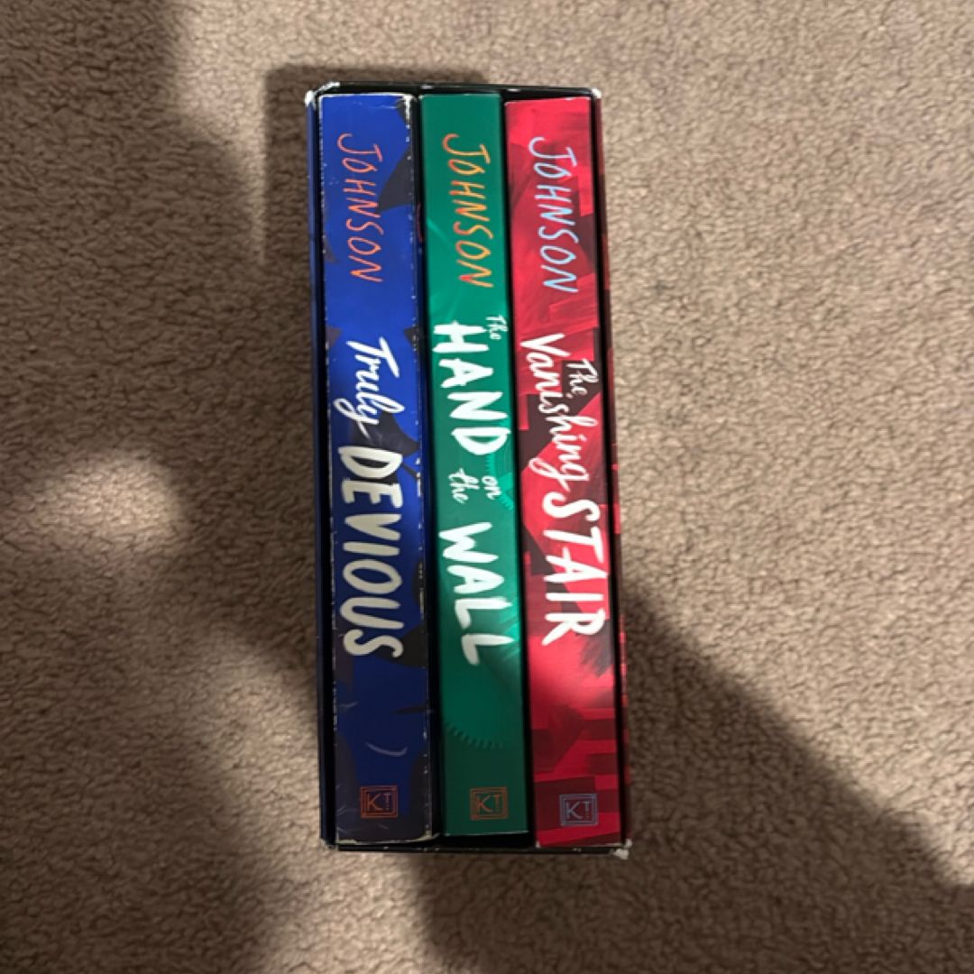 Truly Devious 3-Book Box Set